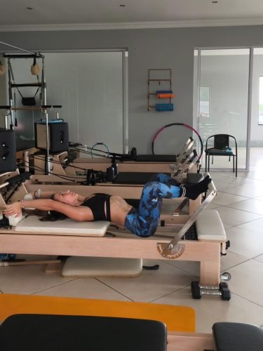 Reformer Pilates, Semi Circles